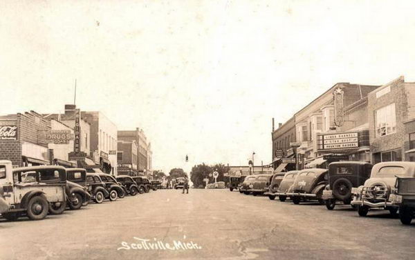 Star Theatre - Old Postcard (newer photo)